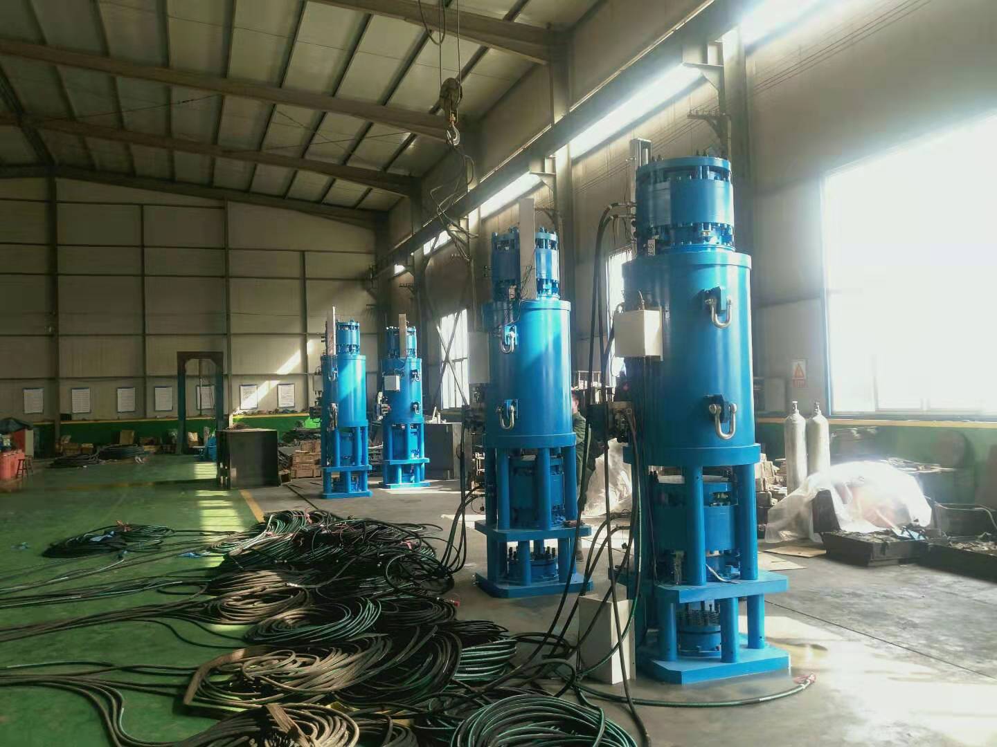 液壓鋼絞線(xiàn)千斤頂600噸